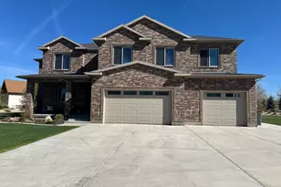695 W Oak Cir S, Francis, UT 84036 - Photo 1