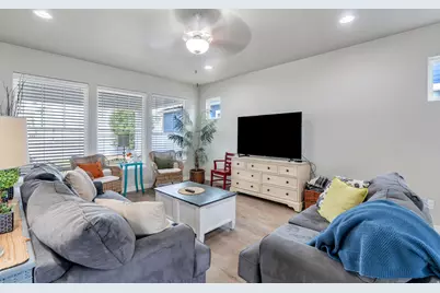 11672 S Willow Walk Dr W, South Jordan, UT 84009 - Photo 15
