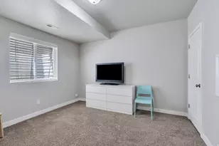 11672 S Willow Walk Dr W, South Jordan, UT 84009 - Photo 33