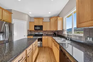 923 E Absaroka Ct, Draper, UT 84020 - Photo 15