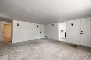 1623 E 1300 S, Salt Lake City, UT 84105 - Photo 27