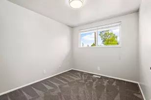 707 W 1000 S, Woods Cross, UT 84010 - Photo 11