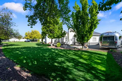 1293 W Margaret View Cir, Riverton, UT 84065 - Photo 37