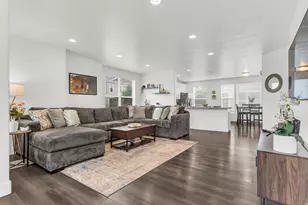 5626 S Justice Howe Ln E, Murray, UT 84107 - Photo 1