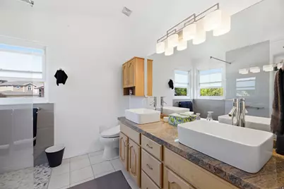 6574 S Murray Bluffs Dr, Murray, UT 84123 - Photo 9