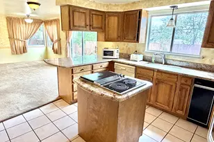 2983 E Banbury Rd, Cottonwood Heights, UT 84121 - Photo 9