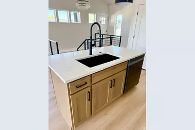 1579 E Maddies Cv, Ogden, UT 84404 - Photo 9