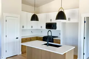 1579 E Maddies Cv, Ogden, UT 84404 - Photo 7