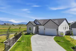 293 E Polaris Dr, Saratoga Springs, UT 84045 - Photo 3