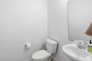 293 E Polaris Dr, Saratoga Springs, UT 84045 - Photo 19