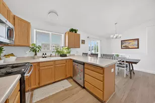 2144 E Easter Dr, Eagle Mountain, UT 84005 - Photo 9