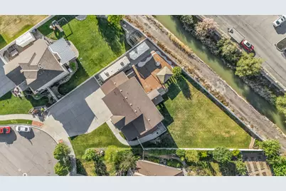 10498 S Brooklyn View Lane Cir W, South Jordan, UT 84095 - Photo 49