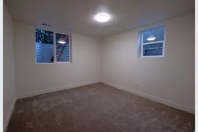 1270 E Crystal Ave, Salt Lake City, UT 84106 - Photo 21