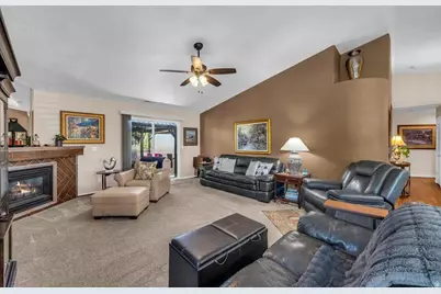 1674 N Lava Flow Dr, Saint George, UT 84770 - Photo 3