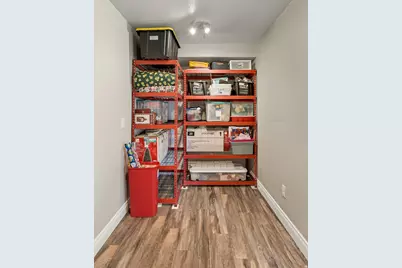 351 W Skyline Dr, Loa, UT 84747 - Photo 43