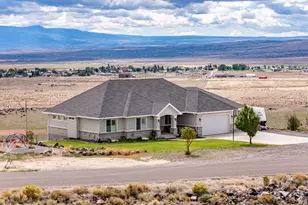 351 W Skyline Dr, Loa, UT 84747 - Photo 47