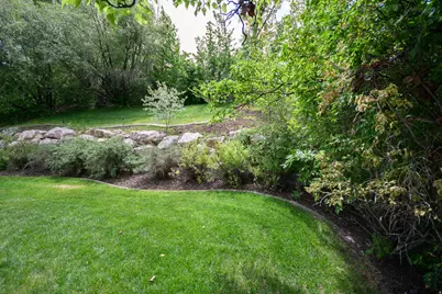 960 E 3400 N, Layton, UT 84040 - Photo 33