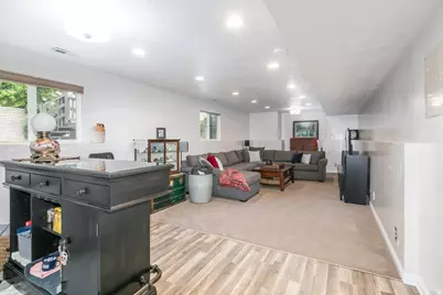 10183 S Hickory Point Dr, Sandy, UT 84092 - Photo 23