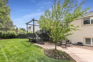10183 S Hickory Point Dr, Sandy, UT 84092 - Photo 35