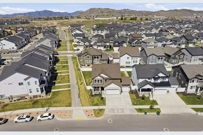 997 N Story Dr, Lehi, UT 84043 - Photo 37