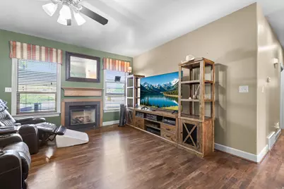 1960 N 3450 W, Plain City, UT 84404 - Photo 5