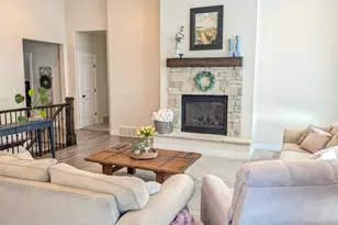878 N Leo Ln, Lehi, UT 84043 - Photo 3