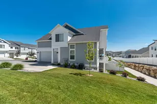 9757 N Aaron Ave, Eagle Mountain, UT 84005 - Photo 5