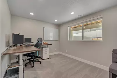 9757 N Aaron Ave, Eagle Mountain, UT 84005 - Photo 15