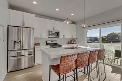 9757 N Aaron Ave, Eagle Mountain, UT 84005 - Photo 5