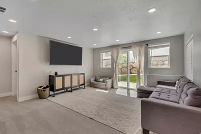 9757 N Aaron Ave, Eagle Mountain, UT 84005 - Photo 27