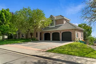 876 E High Country Dr N, Orem, UT 84097 - Photo 3