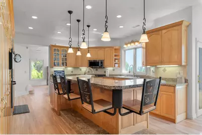 876 E High Country Dr N, Orem, UT 84097 - Photo 13