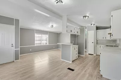 1109 W Barberry Dr #135, Taylorsville, UT 84123 - Photo 9
