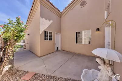 687 W Hale Ave, Moab, UT 84532 - Photo 7