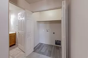 687 W Hale Ave, Moab, UT 84532 - Photo 39