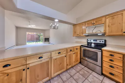 687 W Hale Ave, Moab, UT 84532 - Photo 25