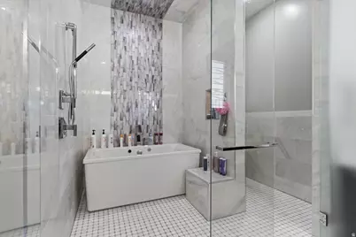 2103 N 3430 W, Clinton, UT 84015 - Photo 21