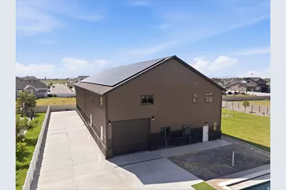 2103 N 3430 W, Clinton, UT 84015 - Photo 55