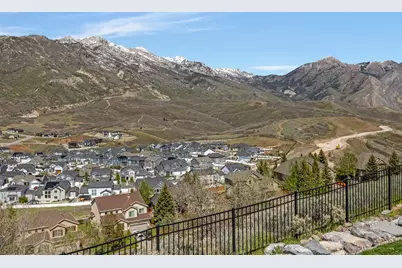 15057 S Winged Bluff Ln, Draper, UT 84020 - Photo 5