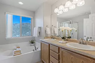 15057 S Winged Bluff Ln, Draper, UT 84020 - Photo 21
