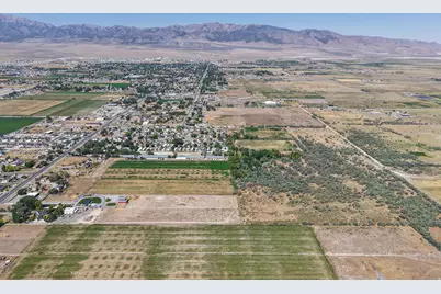 699 E Main N, Grantsville, UT 84029 - Photo 33