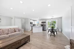 180 E 900 S, Layton, UT 84041 - Photo 9