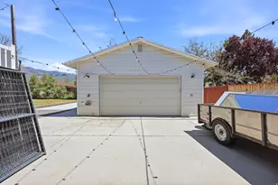 180 E 900 S, Layton, UT 84041 - Photo 3