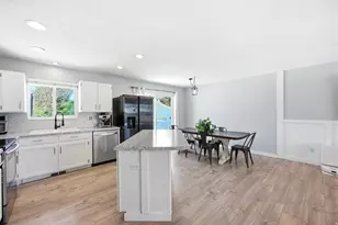 180 E 900 S, Layton, UT 84041 - Photo 13