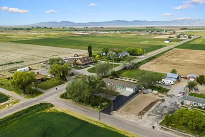 1605 N 6400 W, Corinne, UT 84307 - Photo 5
