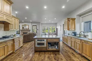 3077 E Scenic Valley Ln S, Sandy, UT 84092 - Photo 15