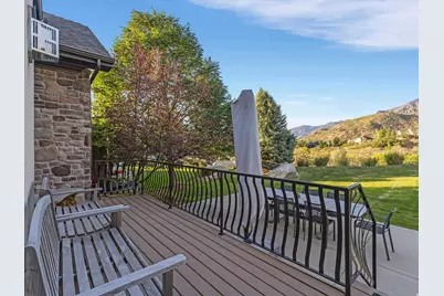 3077 E Scenic Valley Ln S, Sandy, UT 84092 - Photo 39