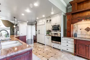 3237 Twin Peaks Dr, Layton, UT 84040 - Photo 15
