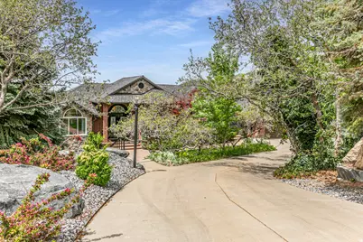 3237 Twin Peaks Dr, Layton, UT 84040 - Photo 75