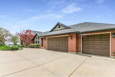 3237 Twin Peaks Dr, Layton, UT 84040 - Photo 41